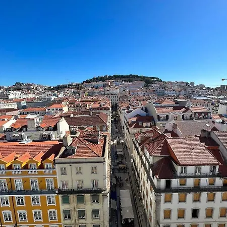 In The Heart Of Historic On Rua Augusta Pansiyon
